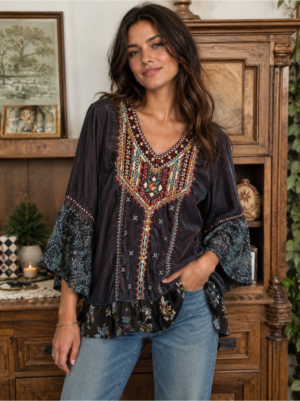 John Mark Bohemian Tunic Top Velvet Trim Embroidered Pattern Size lg euc